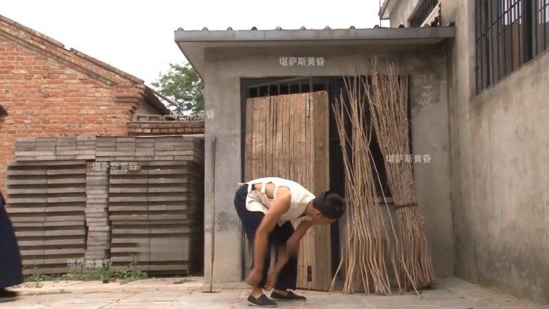 怀旧影苑电影新作之白狐（第三集）！可以在线看！